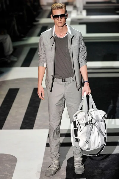 Look 21
